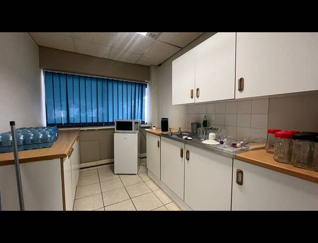 72M² OFFICE TO LET IN EMPANGENI CENTRAL